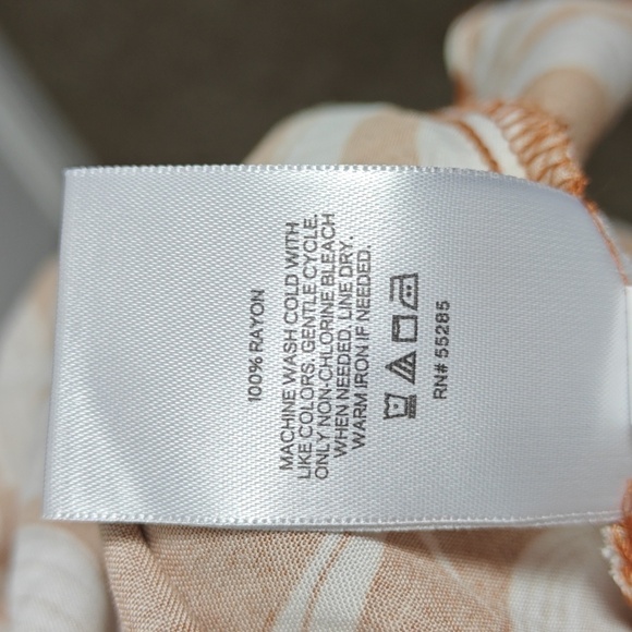 EXPRESS Halter Maxi Dress in Orange and White Size Small - Picture 5 of 15